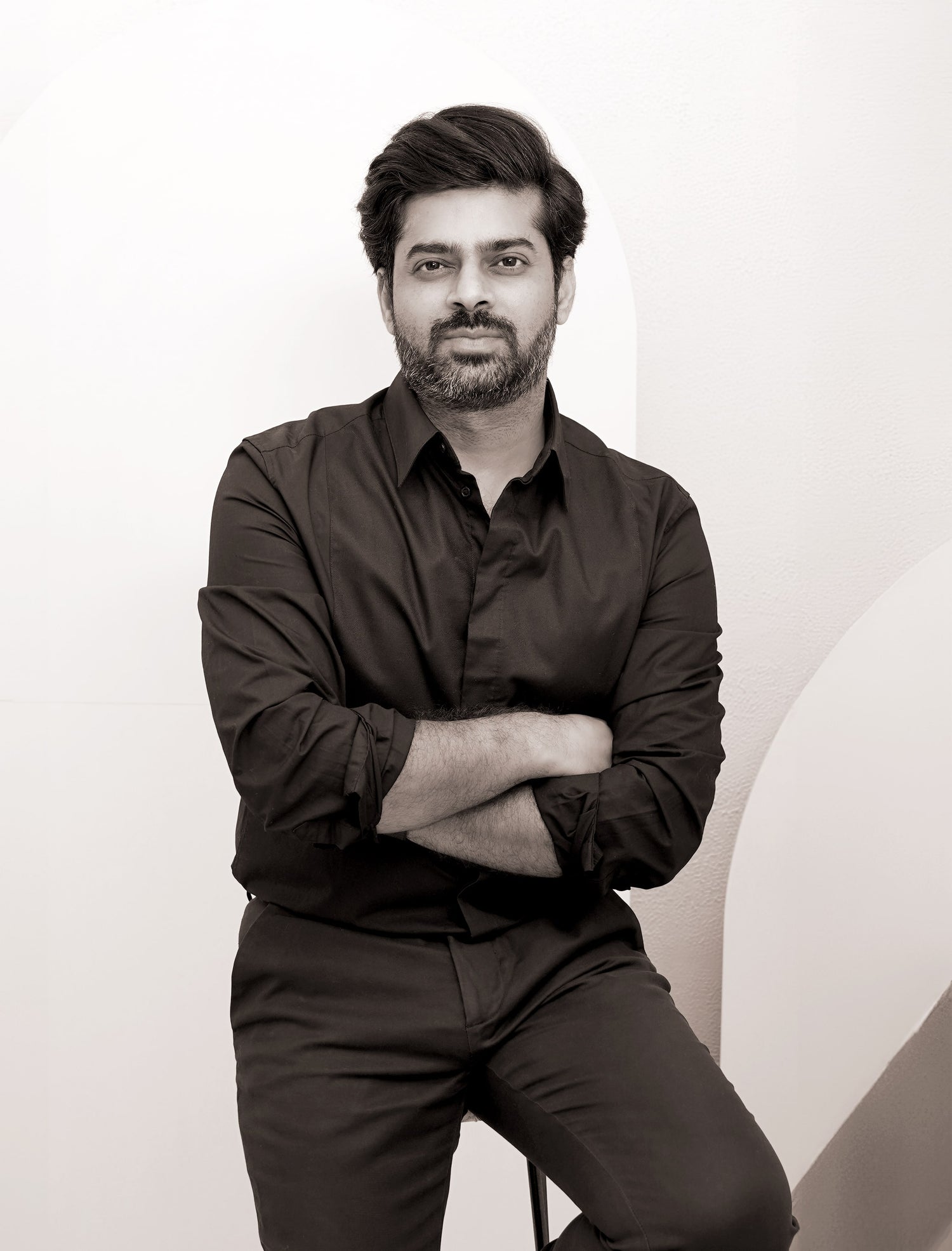 Design the future of Dubai's digital landscape with Figma's innovative UX features.