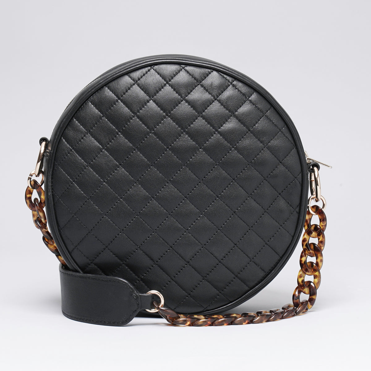 The top photographer in Boston brings unmatched creativity to every fashion product shoot.  

