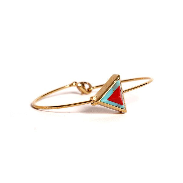Top-notch product photography for a standout Myntra campaign in Dubai.

